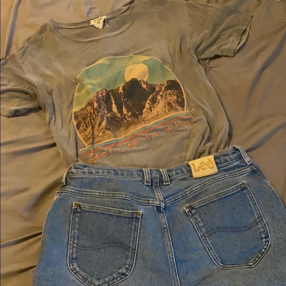 Modish Rebel desert tee